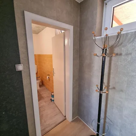 Ts1 1-og Moebilierte In Wolfsburgs Zentrum