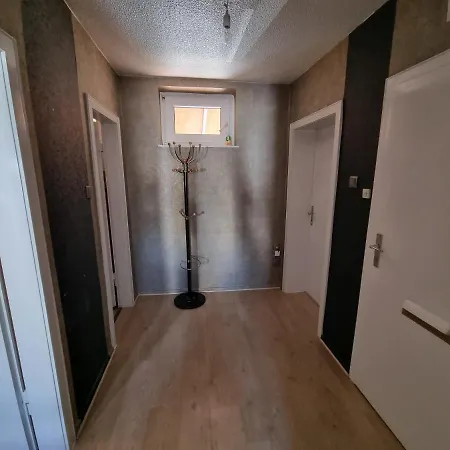 Ts1 1-og Moebilierte In Wolfsburgs Zentrum Βόλφσμπουργκ